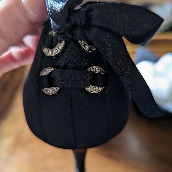 Ted Baker Classy Black Satin Pumps - Picture 7 of 7